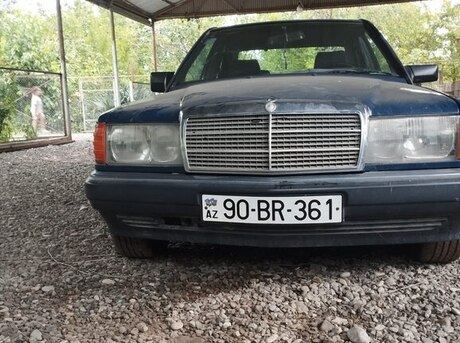 Mercedes 190