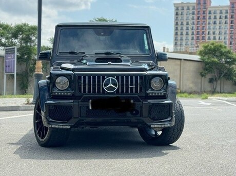 Mercedes G 300