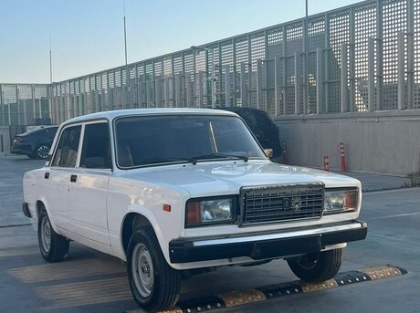 LADA (VAZ) 2107