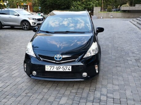 Toyota Prius V