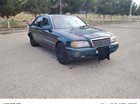 Mercedes C 180