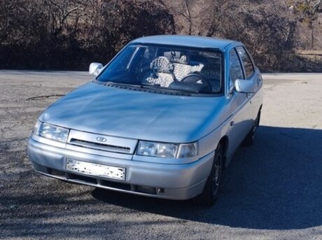 LADA (VAZ) 2112