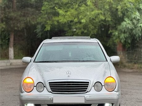 Mercedes E 240