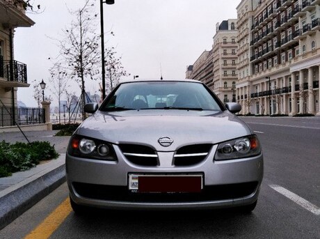 Nissan Almera
