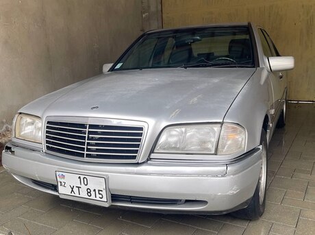 Mercedes C 230