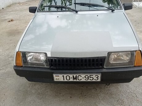 LADA (VAZ) 21099