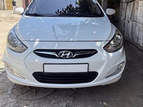 Hyundai Accent