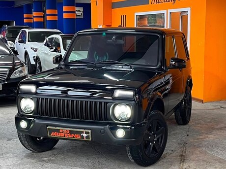 LADA (VAZ) Niva