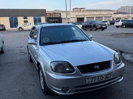 Hyundai Accent