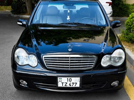 Mercedes C 320