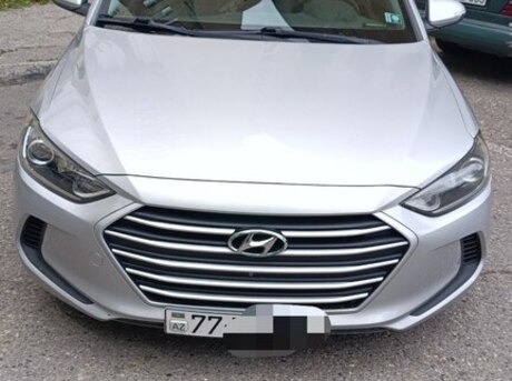 Hyundai Elantra