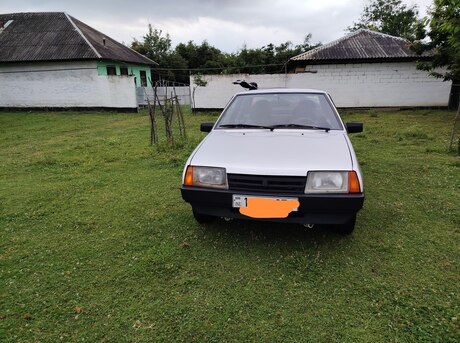LADA (VAZ) 21099