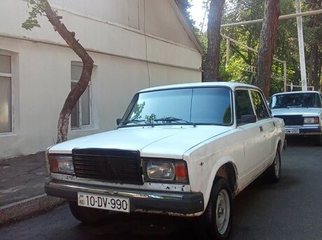 LADA (VAZ) 2107