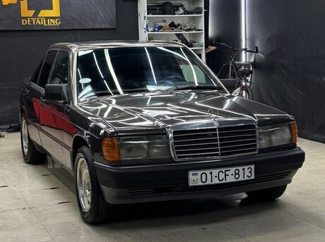 Mercedes 190