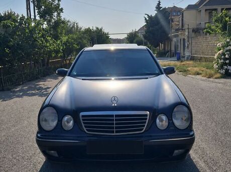 Mercedes E 270
