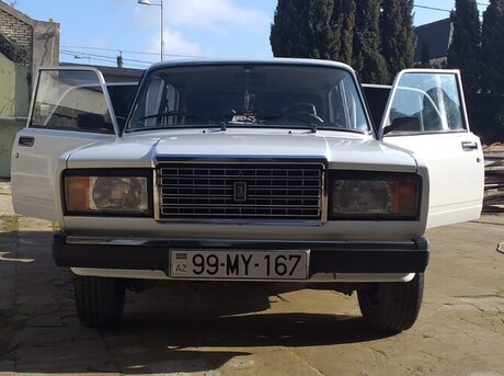 LADA (VAZ) 2107