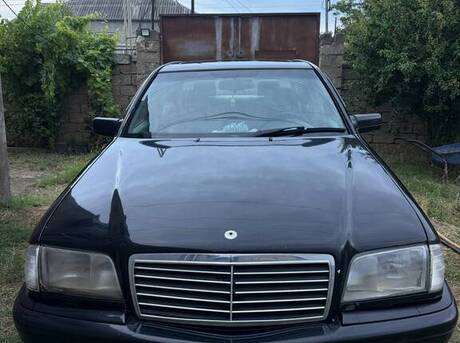 Mercedes C 230