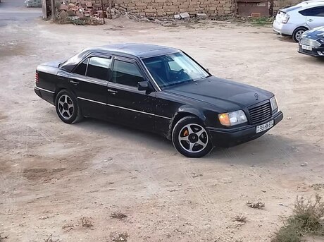 Mercedes 230 E