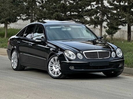 Mercedes E 240