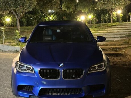 BMW M5