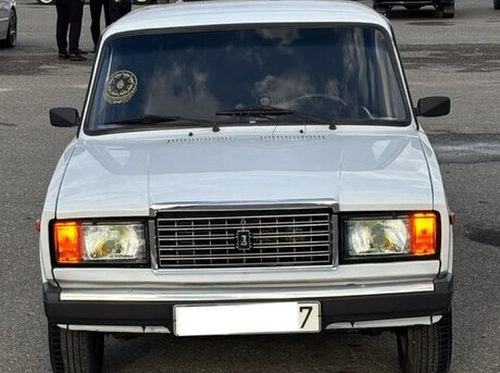 LADA (VAZ) 2107