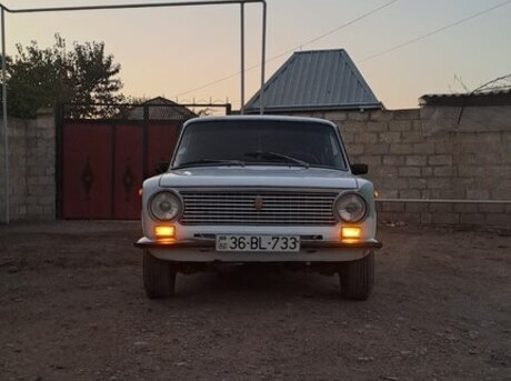 LADA (VAZ) 21011