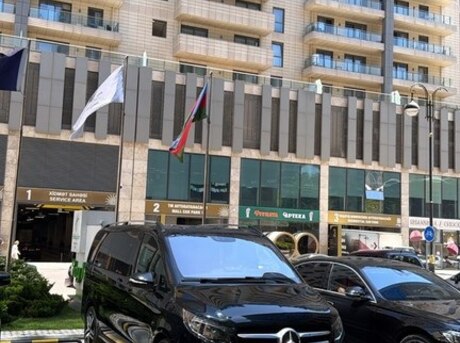 Mercedes Vito 121
