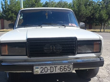 LADA (VAZ) 2107