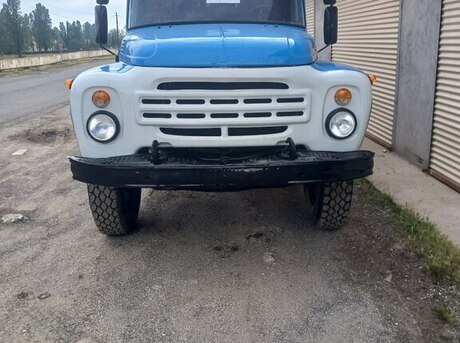 ZIL 130