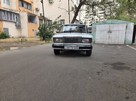 LADA (VAZ) 2107