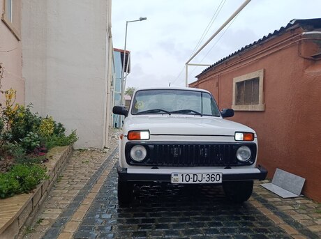 LADA (VAZ) Niva