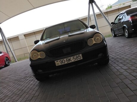 Mercedes C 240