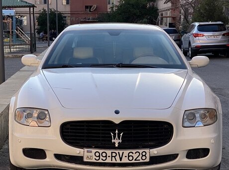 Maserati Quattroporte