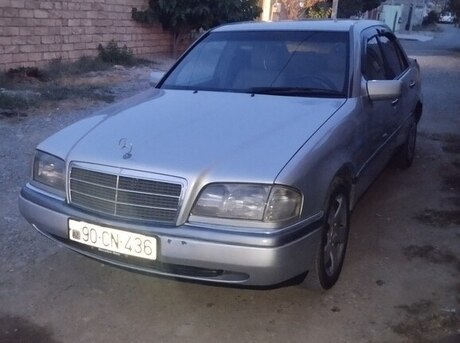 Mercedes C 250