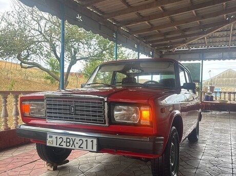 LADA (VAZ) 2107