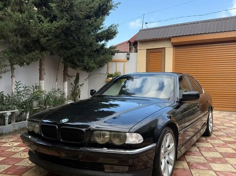 BMW 735