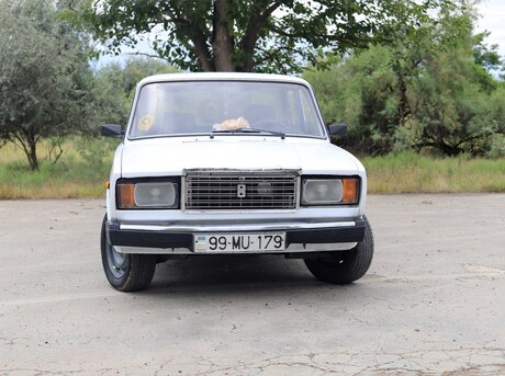 LADA (VAZ) 2107