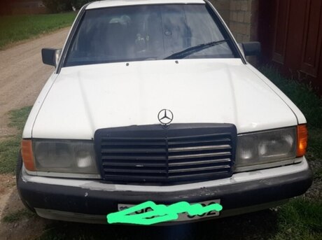 Mercedes 190