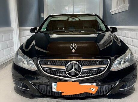 Mercedes E 220