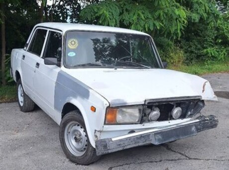 LADA (VAZ) 2107