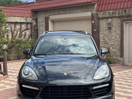 Porsche Cayenne Turbo