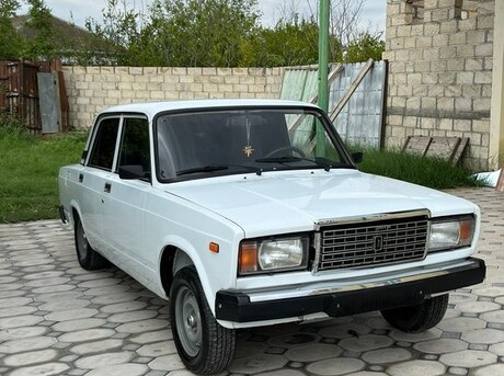 LADA (VAZ) 2107