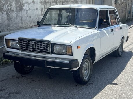 LADA (VAZ) 2107