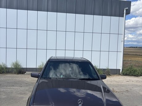Mercedes C 180