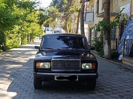 LADA (VAZ) 2107