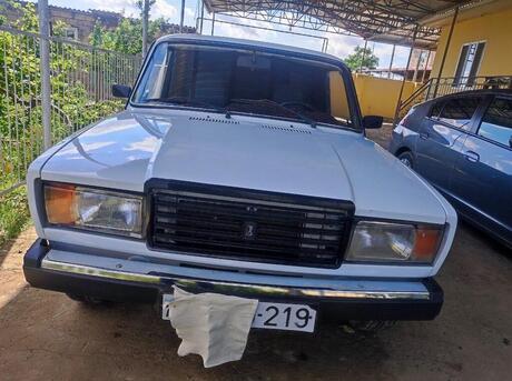 LADA (VAZ) 2107
