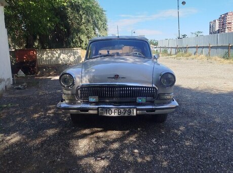 GAZ 21 "Volga"