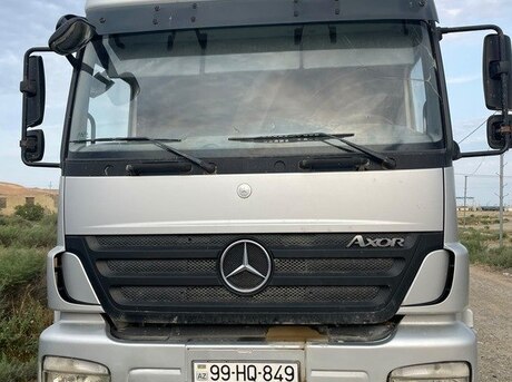 Mercedes Axor 1833