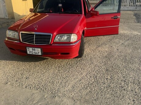 Mercedes C 240