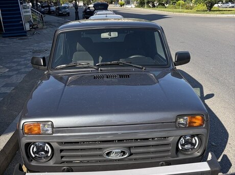 LADA (VAZ) Niva